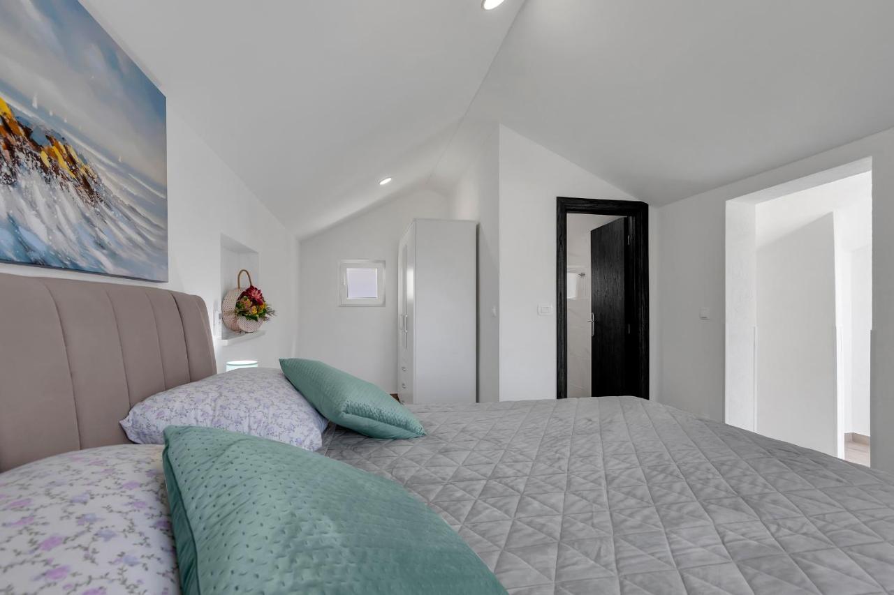 Kuca Za Odmor Lemon Tree Makarska Apartment Ngoại thất bức ảnh