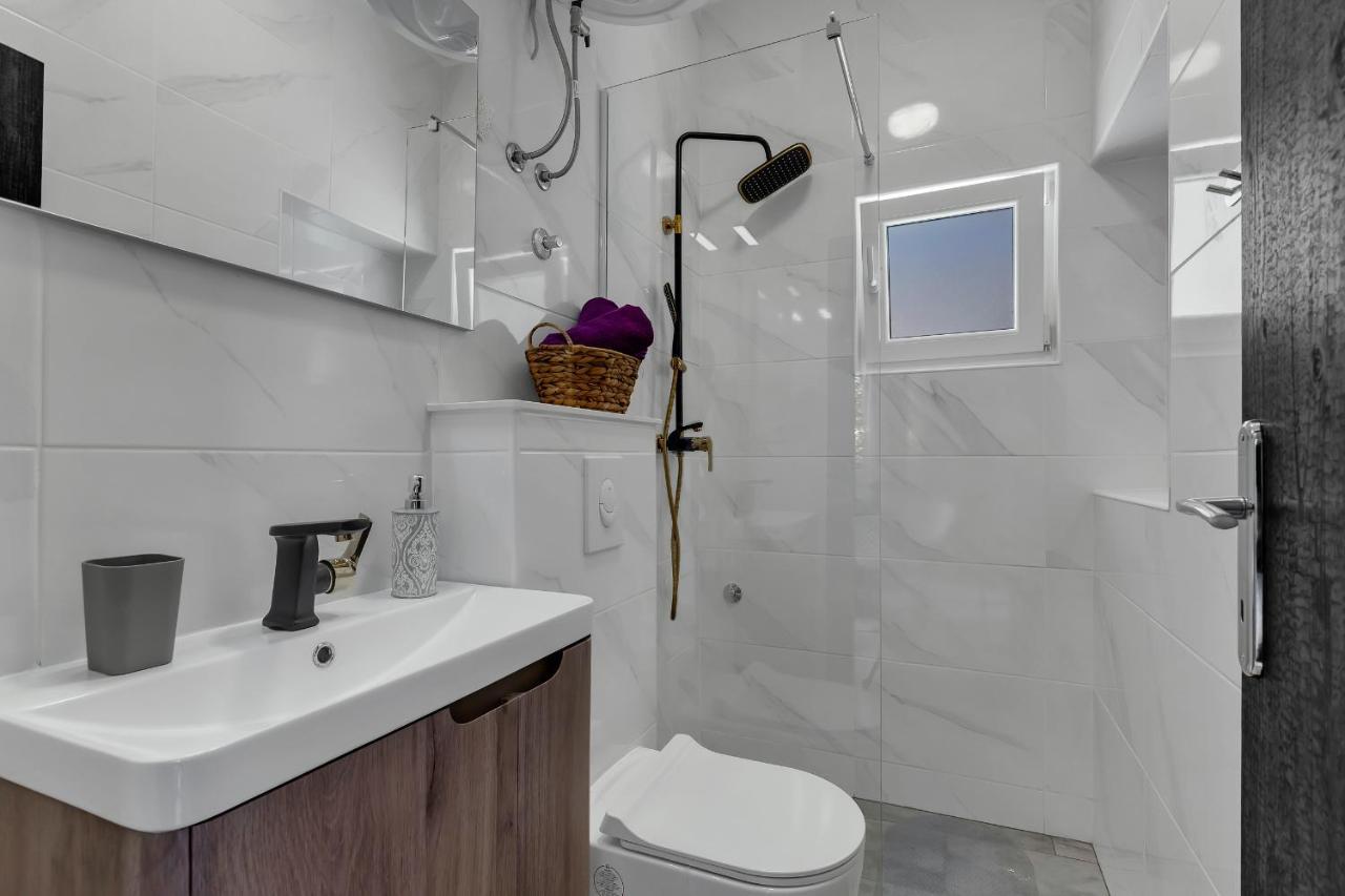 Kuca Za Odmor Lemon Tree Makarska Apartment Ngoại thất bức ảnh