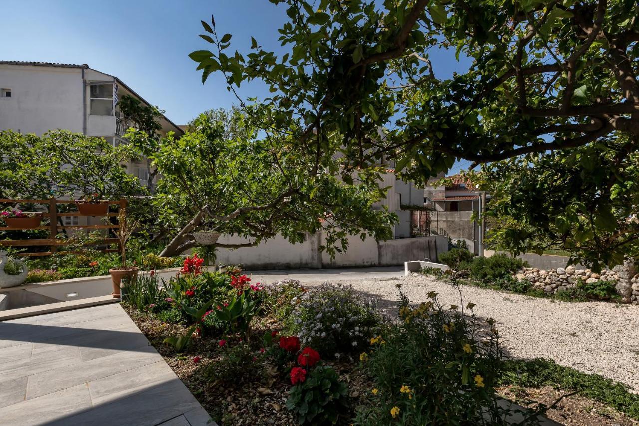 Kuca Za Odmor Lemon Tree Makarska Apartment Ngoại thất bức ảnh