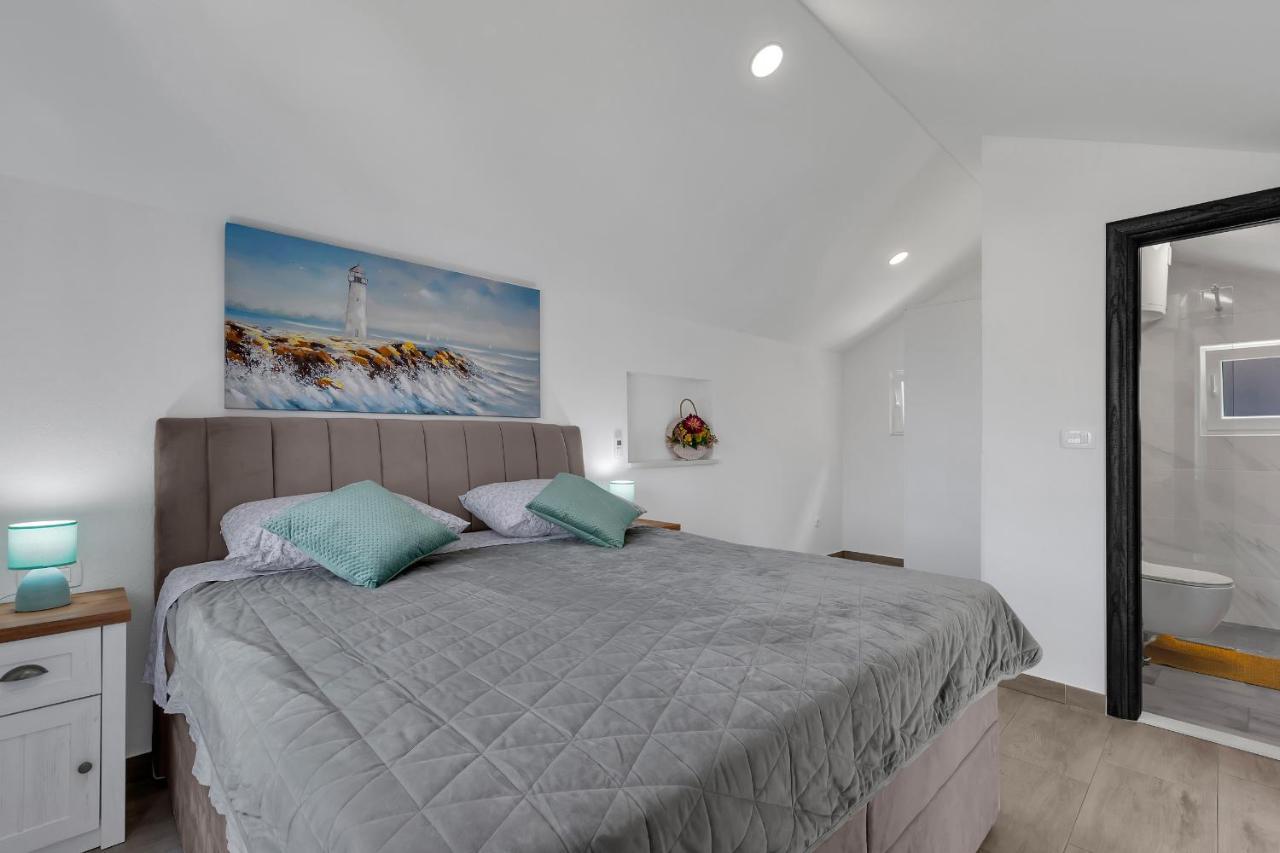 Kuca Za Odmor Lemon Tree Makarska Apartment Ngoại thất bức ảnh