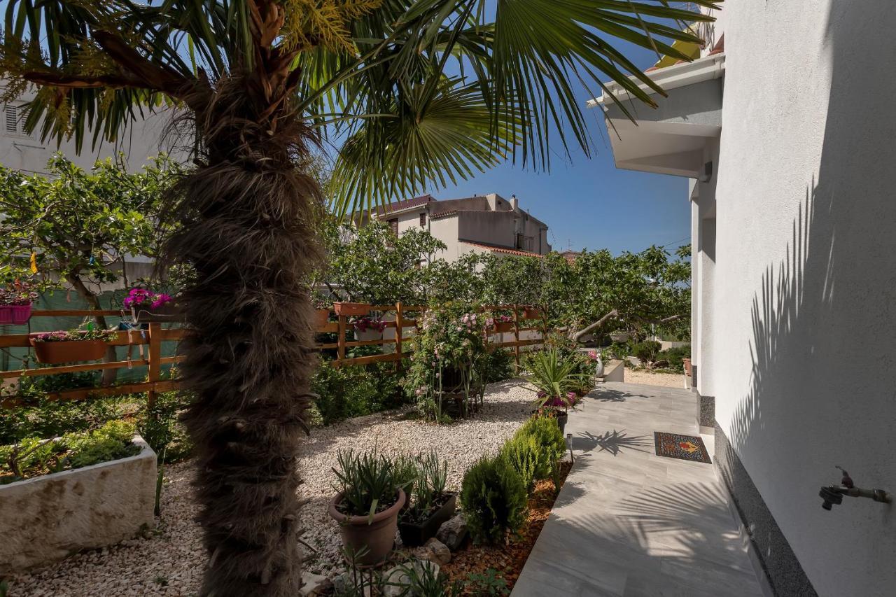 Kuca Za Odmor Lemon Tree Makarska Apartment Ngoại thất bức ảnh