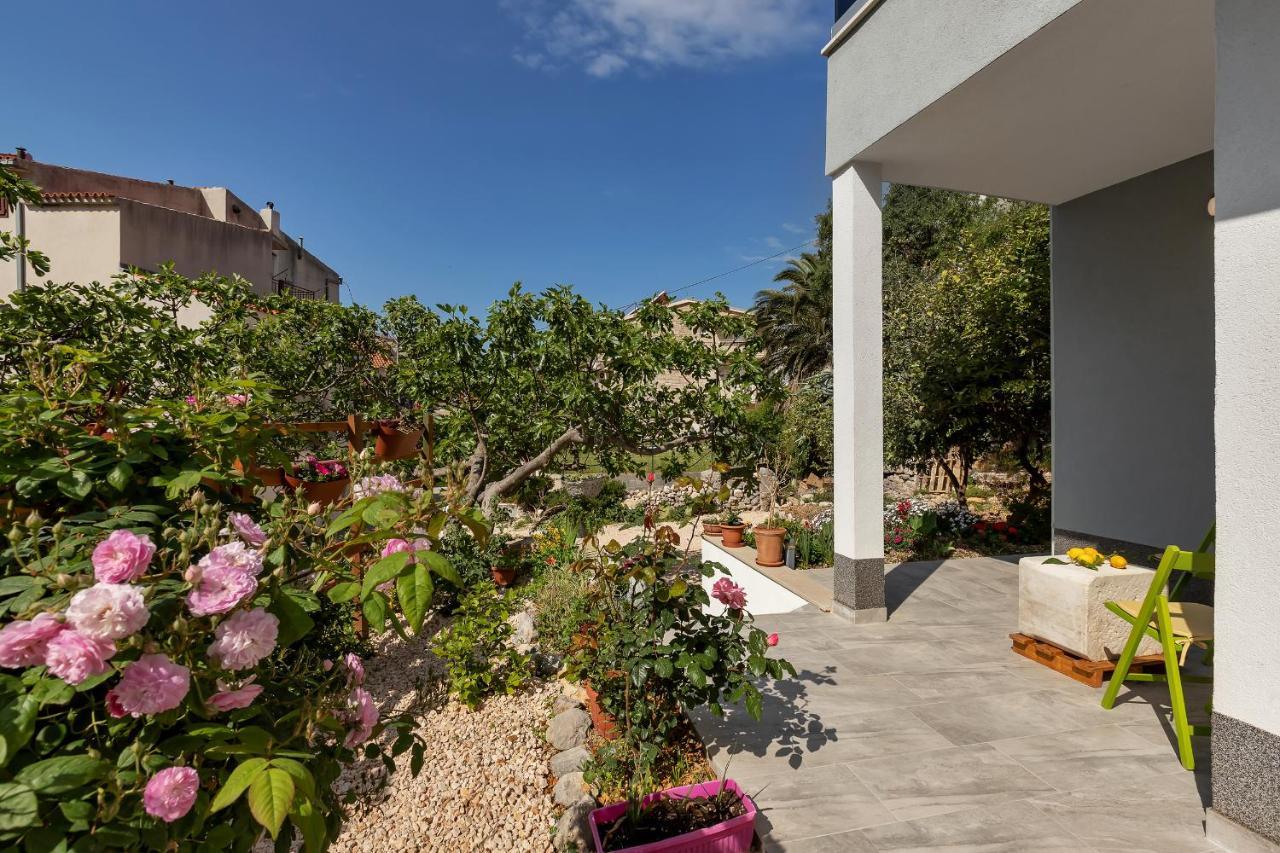 Kuca Za Odmor Lemon Tree Makarska Apartment Ngoại thất bức ảnh