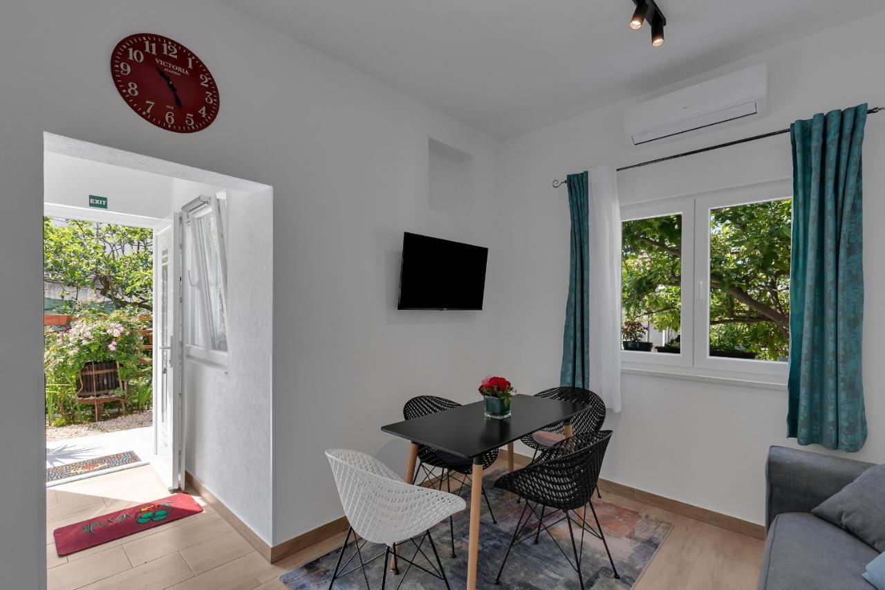 Kuca Za Odmor Lemon Tree Makarska Apartment Ngoại thất bức ảnh